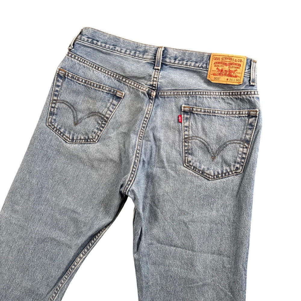 Vintage Y2K Levi's 505 Skater Straight Jeans 35x29 Light Wash Denim